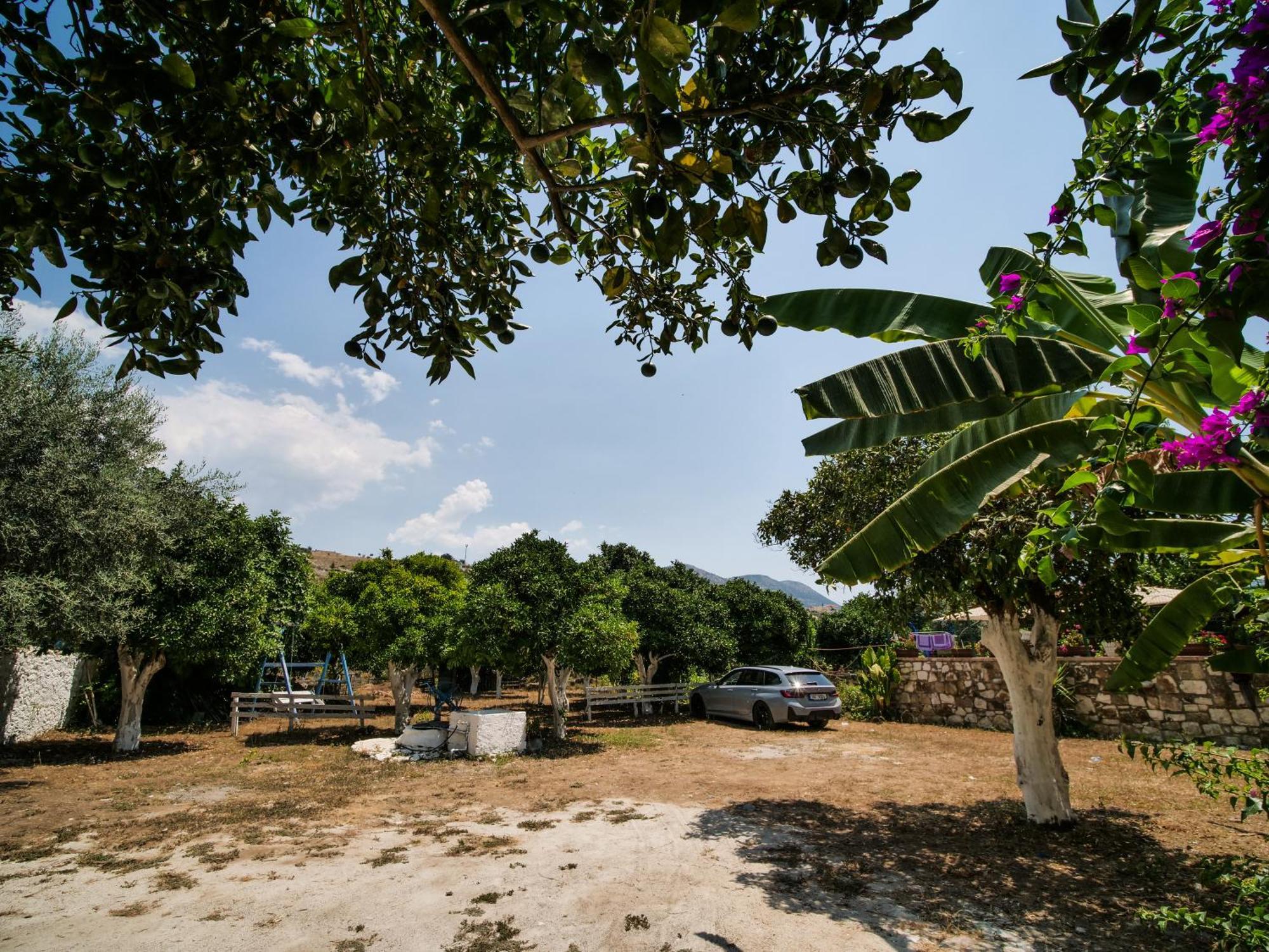 Orchard Retreat Aparthotel Himare Luaran gambar