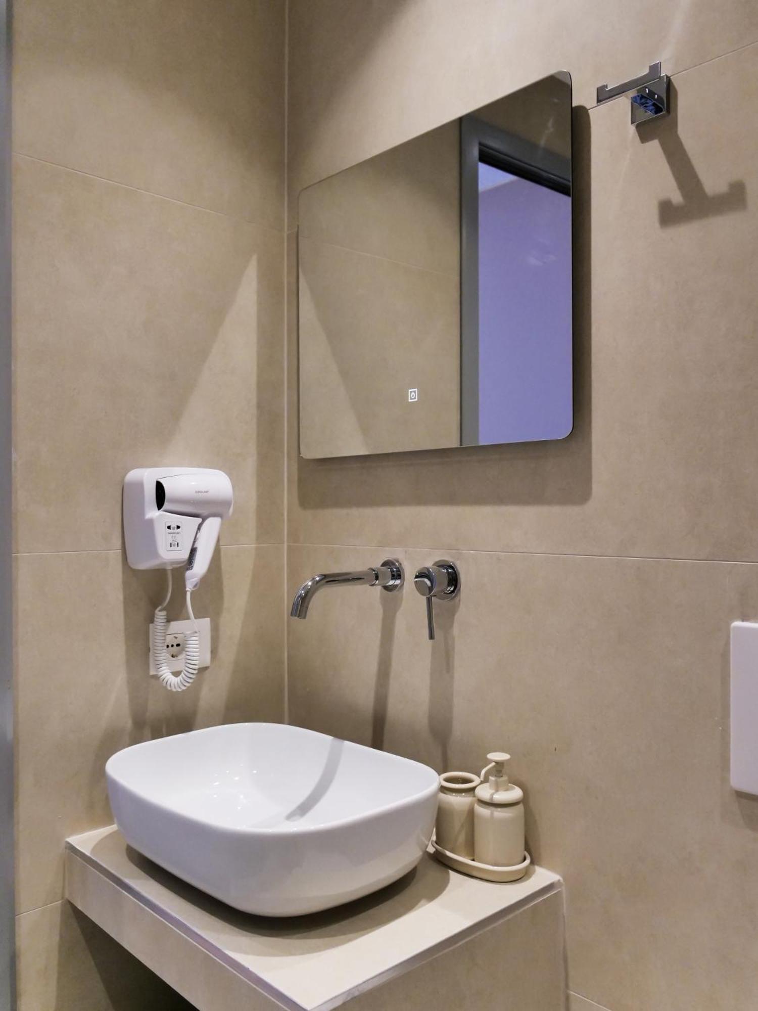 Orchard Retreat Aparthotel Himare Luaran gambar
